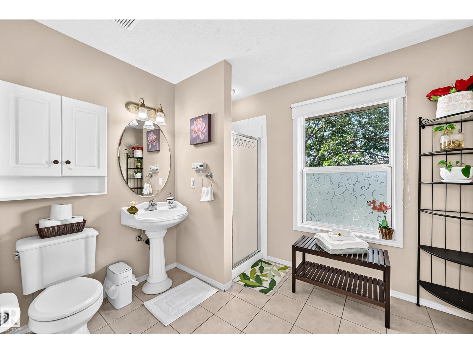 4210 37 AV NW - 14
