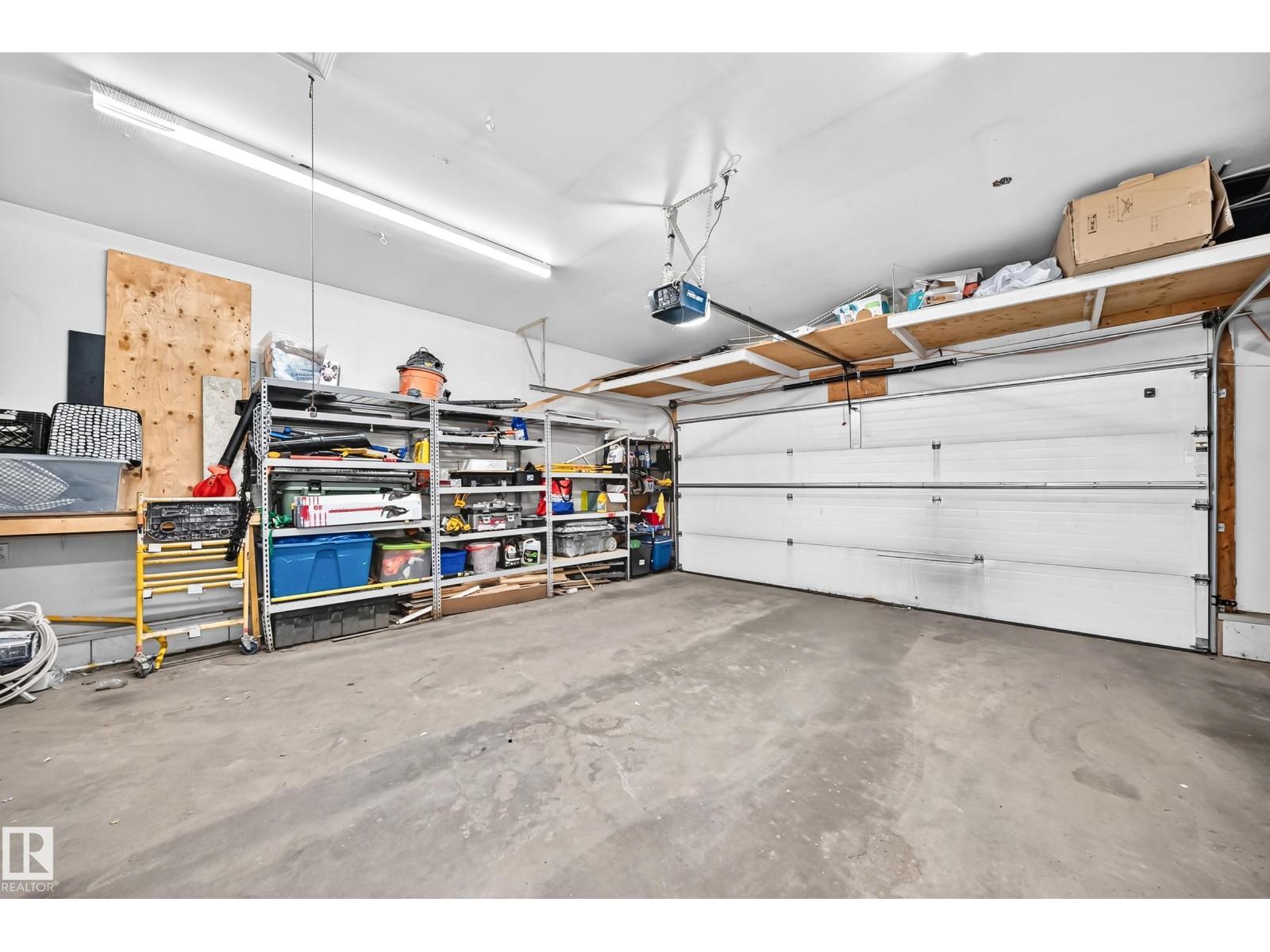 4210 37 AV NW - Image 32