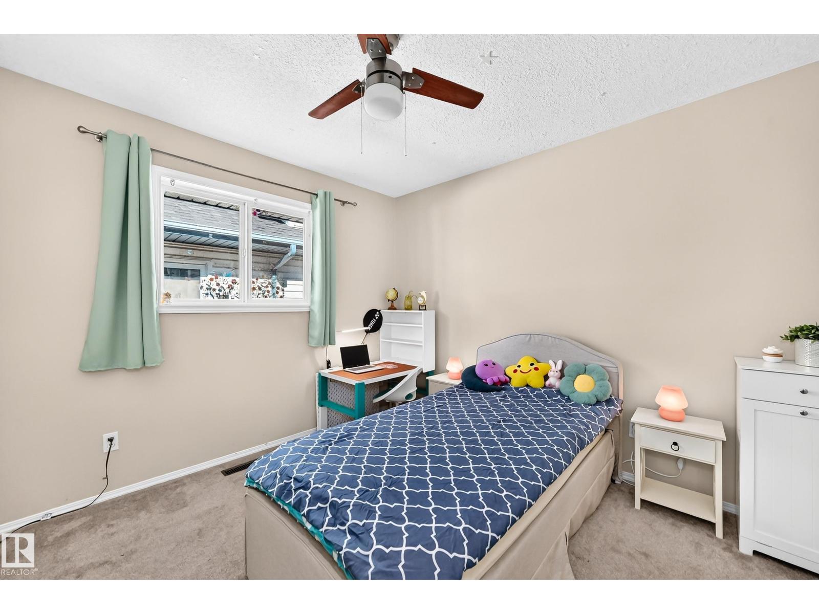 4210 37 AV NW - Image 16