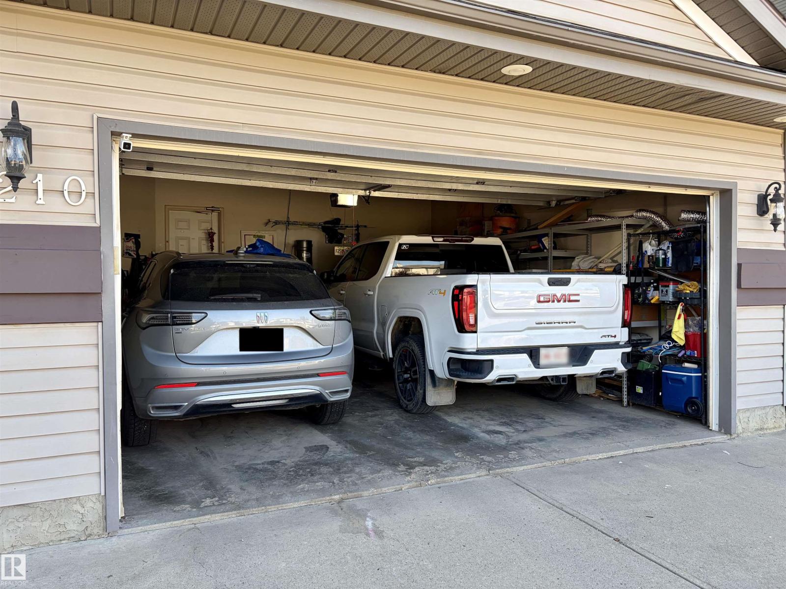4210 37 AV NW - 34