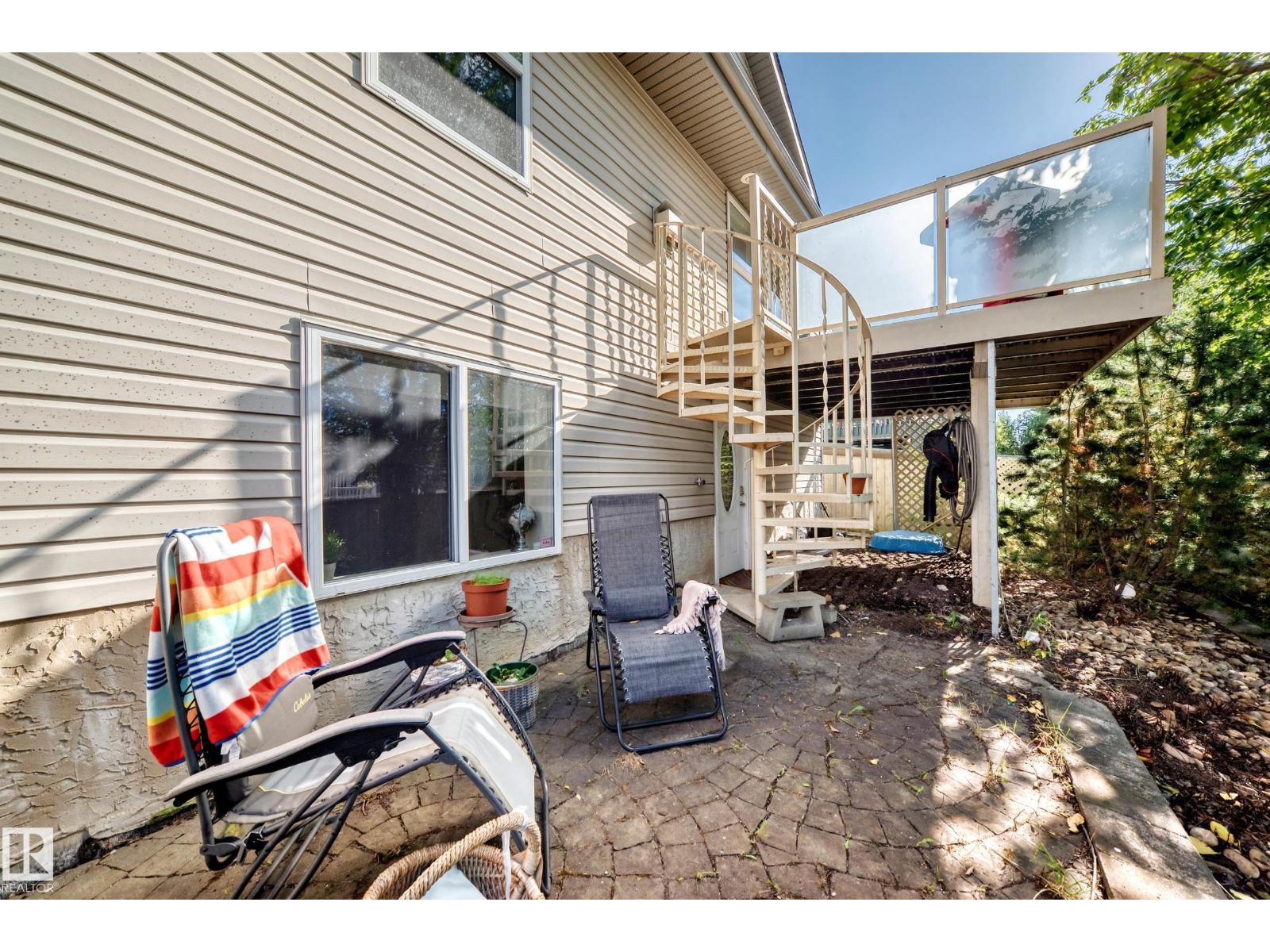4210 37 AV NW - Image 39