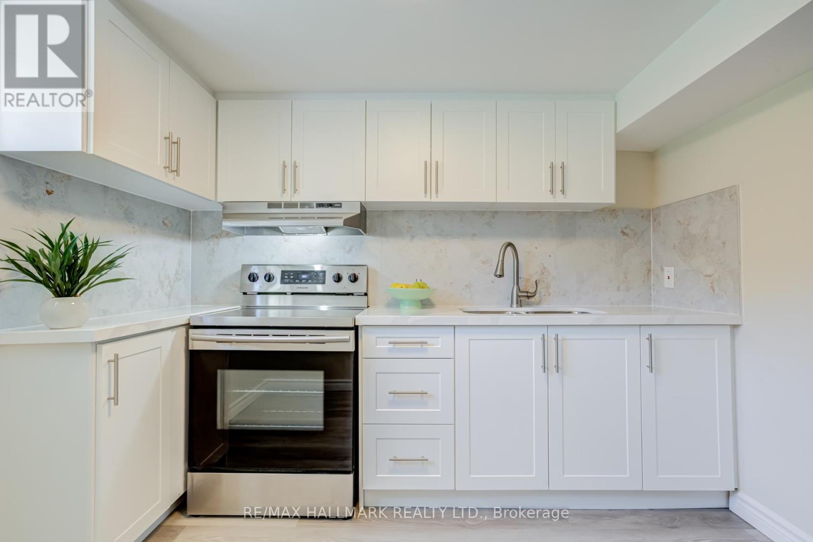 366 WILDWOOD DRIVE - Image 27