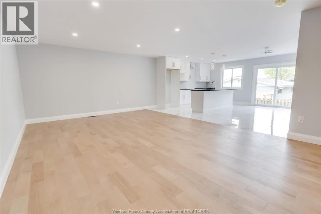120 ANGELO AVENUE - 4
