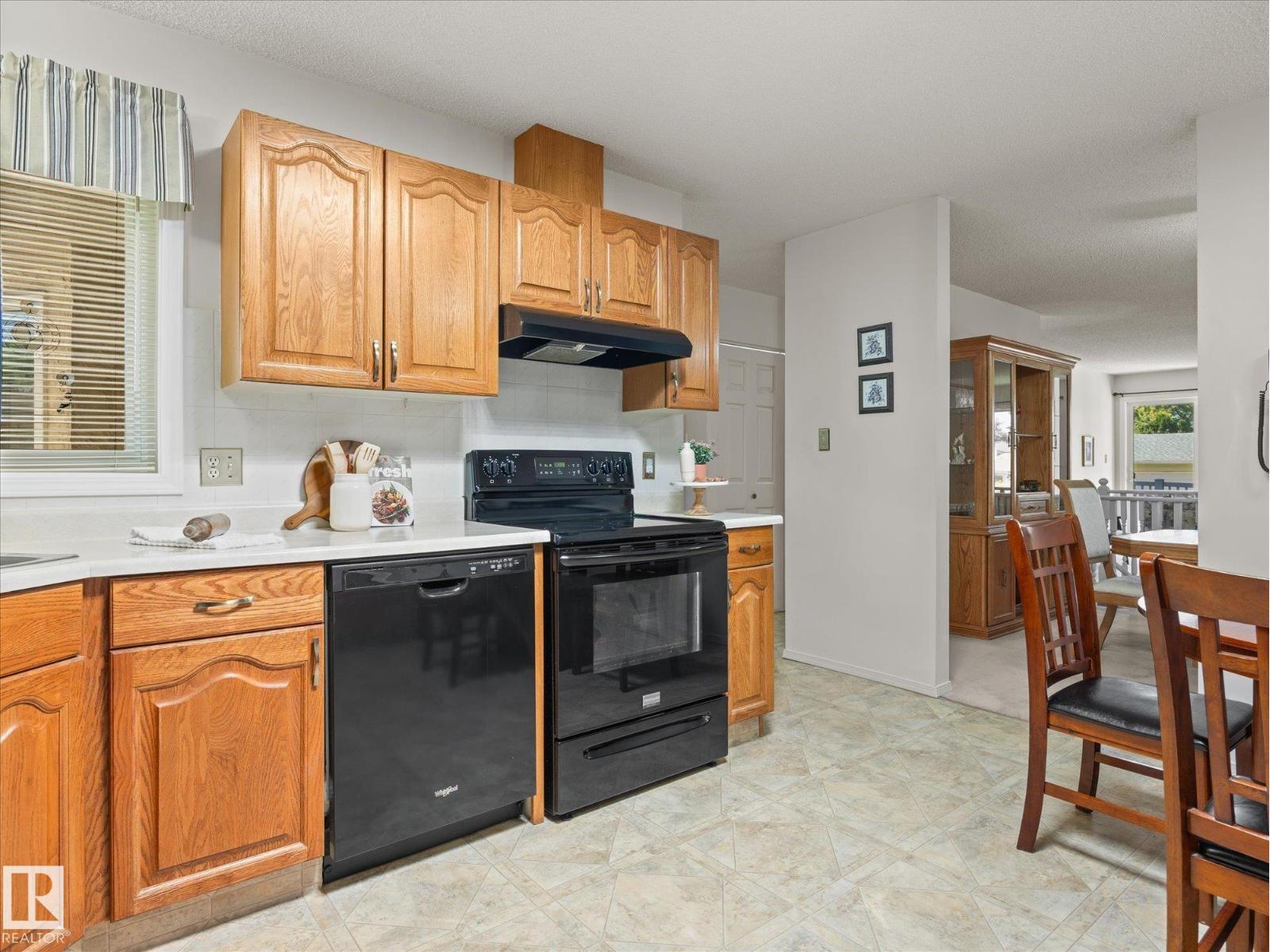 251 KNOTTWOOD RD N NW - 14