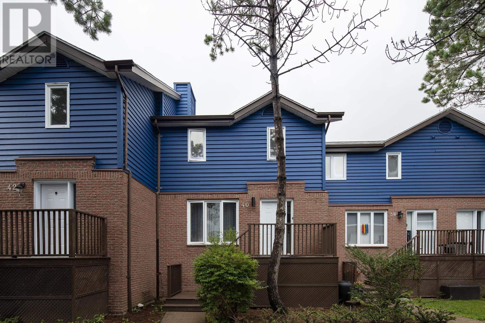 40 Attenborough Court - 1