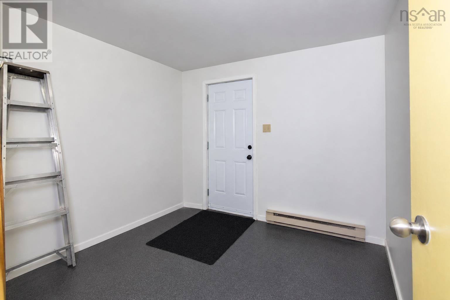 Property 35 of 42 of 40 Attenborough Court
