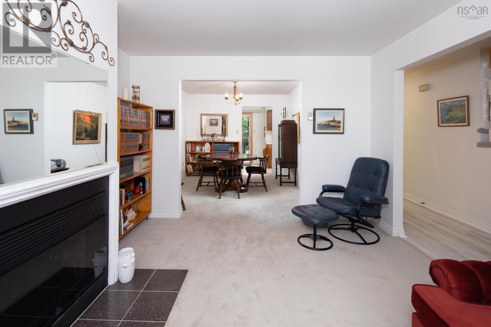 40 Attenborough Court - 6
