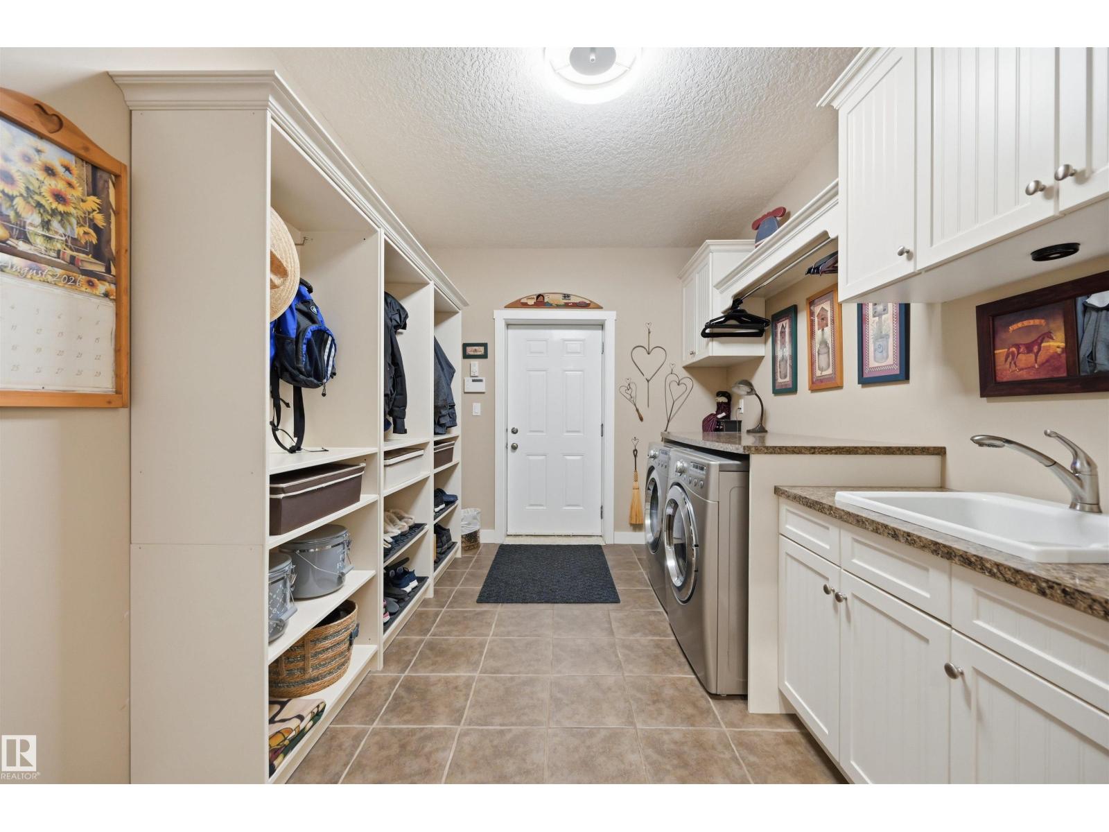 13 SYLVAN DR - Image 25