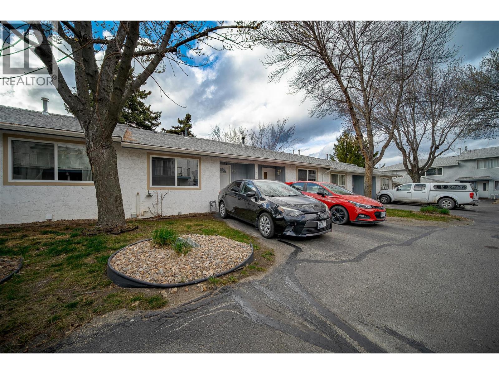 #80 665 MCBETH Place - 2
