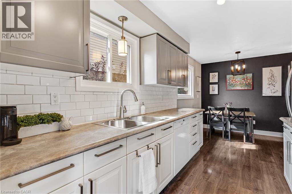 18 BISMARK Drive - Image 10