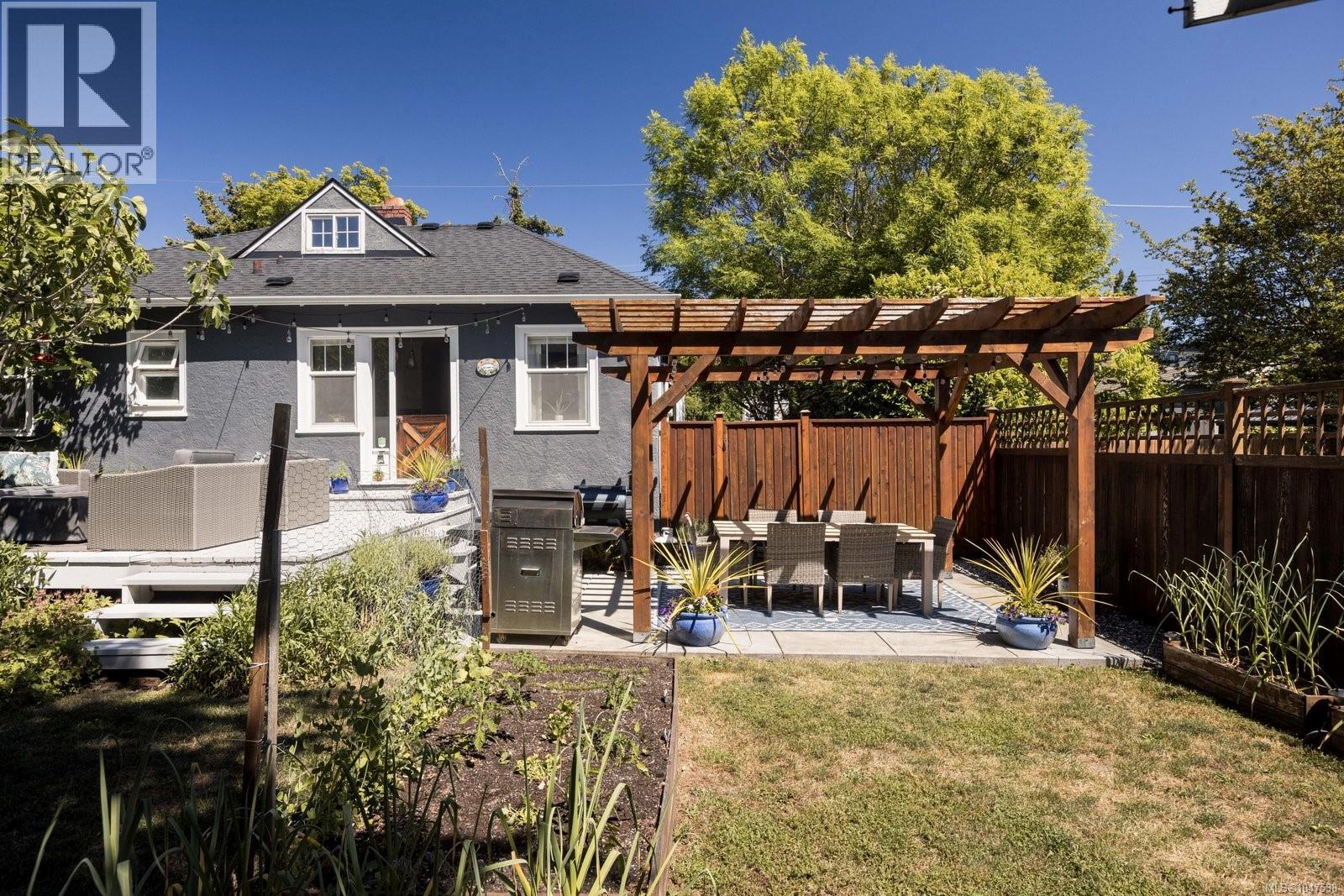 3110 Frechette St - 24