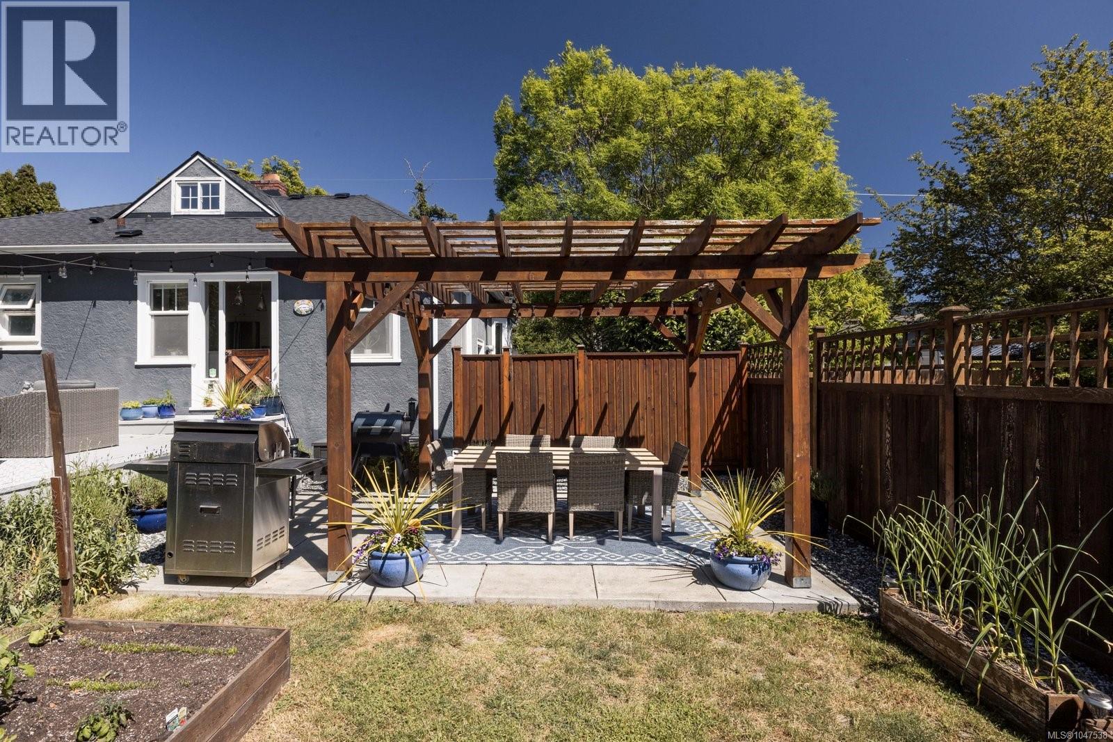3110 Frechette St - 25