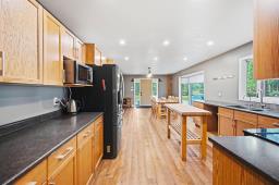 3pc Ensuite bath - 39021 Mile 72n Highway, Beausejour, MB R0E0C0 Photo 10