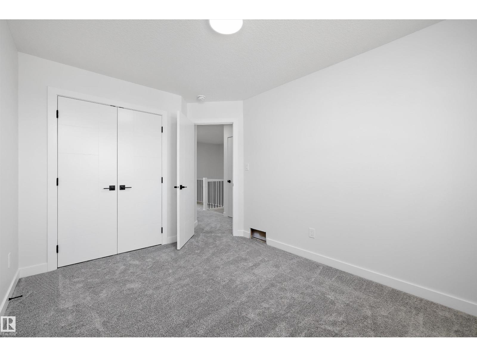 523 Robinson BV - Image 22