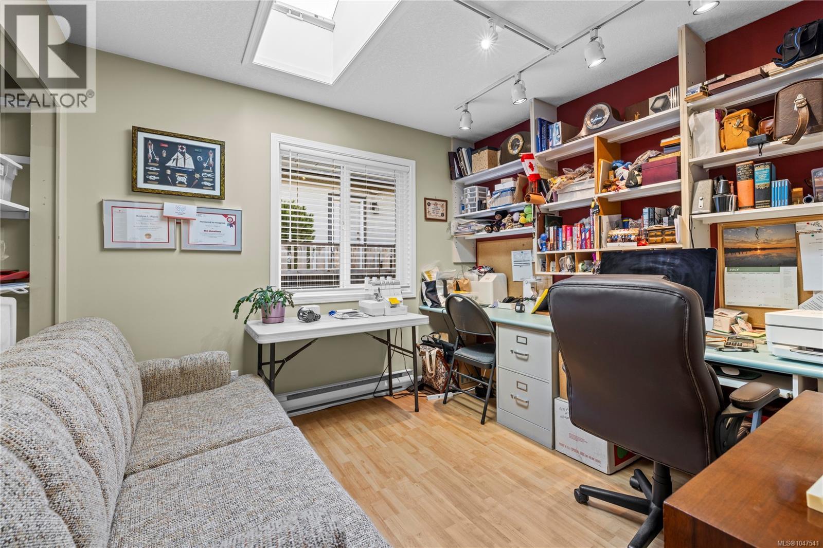 521 Birch Ave, Qualicum Beach