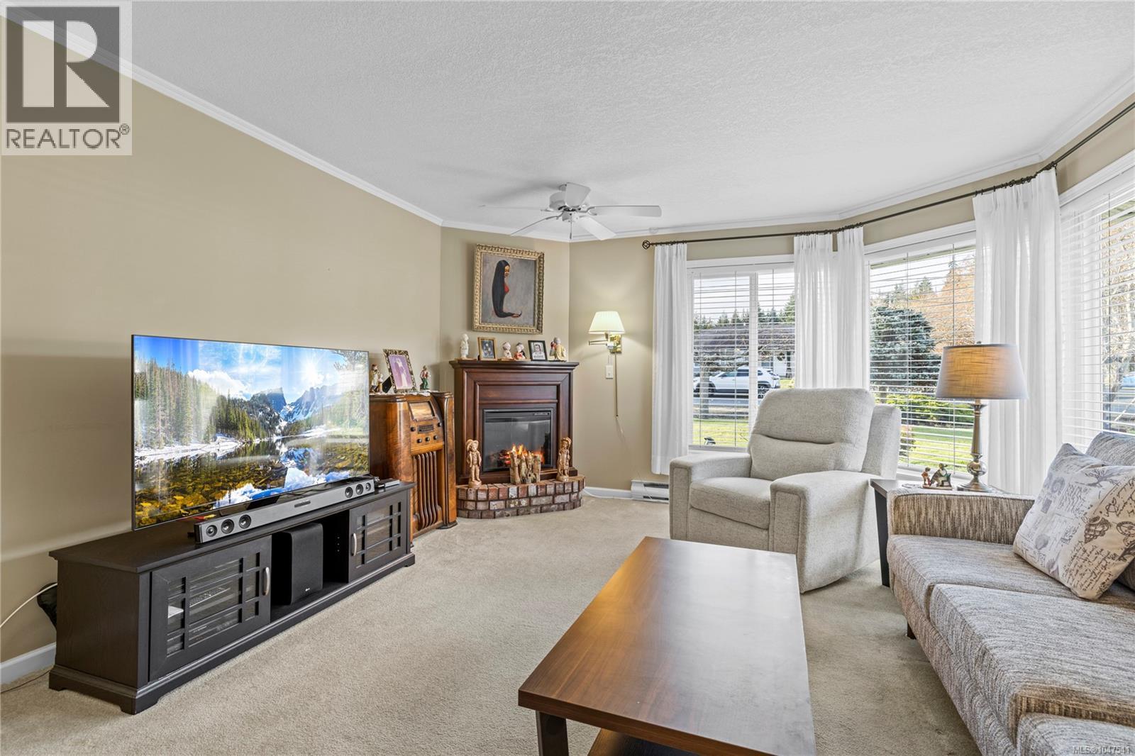 521 Birch Ave, Qualicum Beach