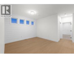 397 Chardonnay Avenue, Oliver, BC V0H1T4 Photo 32