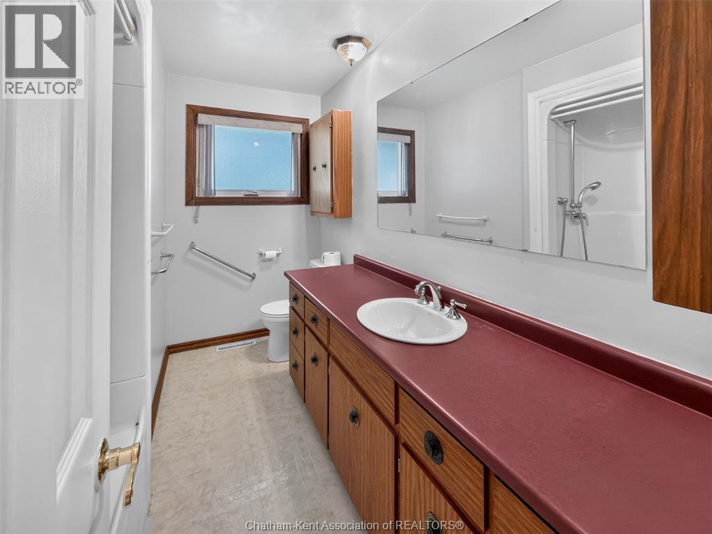 10156 Longwoods ROAD - Image 16