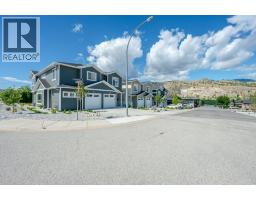 395 Chardonnay Avenue, Oliver, BC V0H1T4 Photo 44