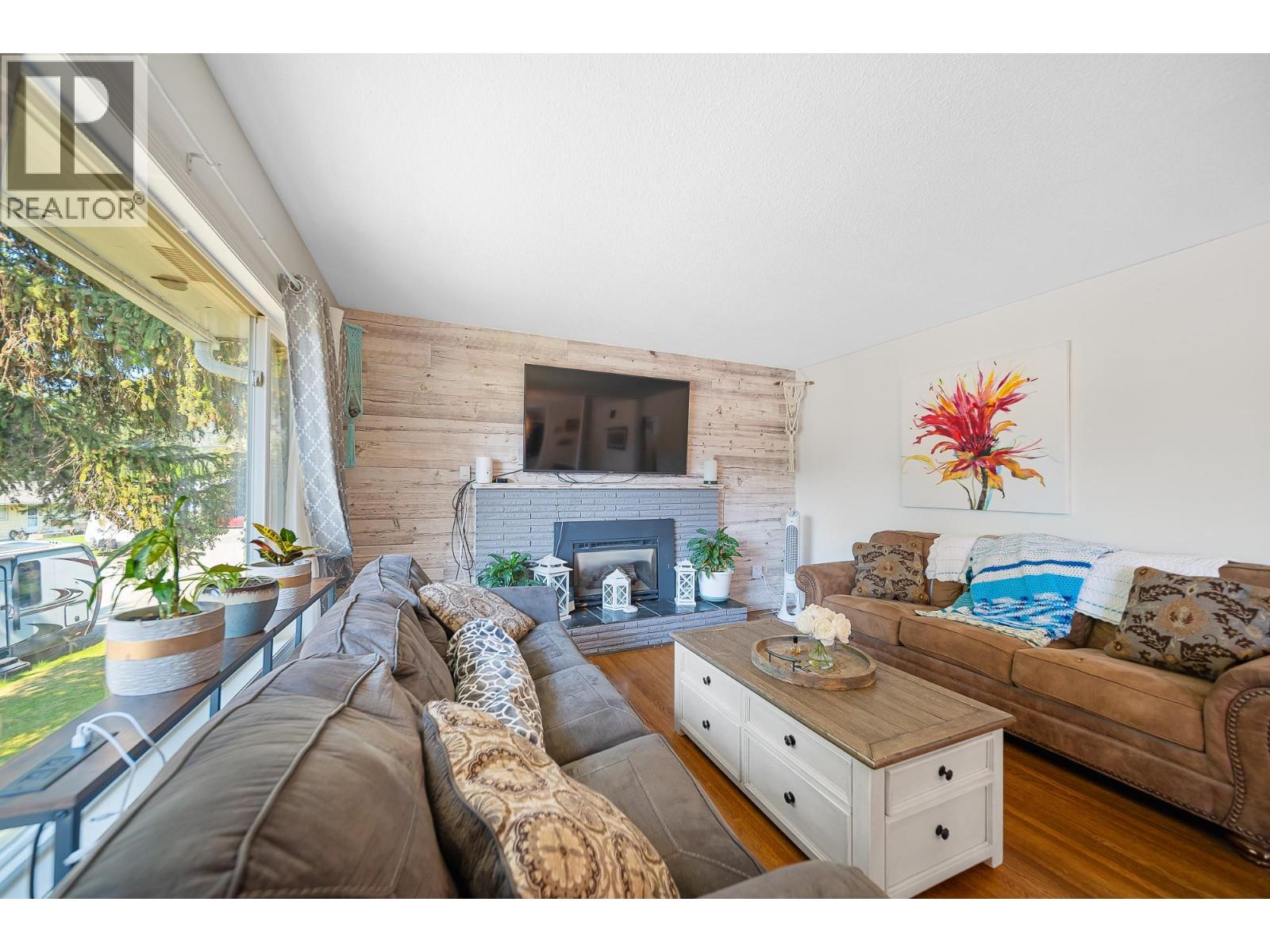 2101 GILLIS Crescent - 11