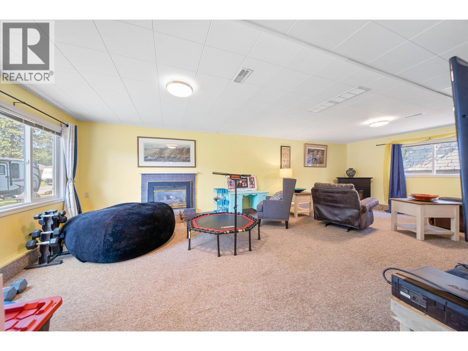 2101 GILLIS Crescent - 49