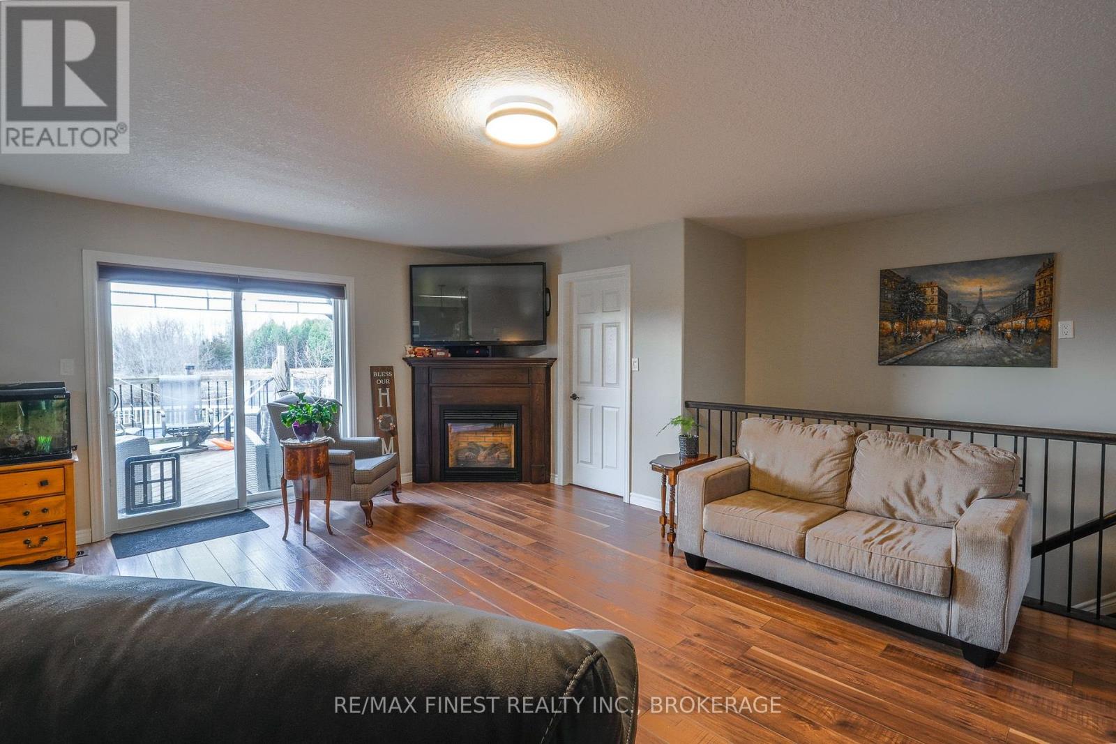 23 CREIGHTON DRIVE - Image 6