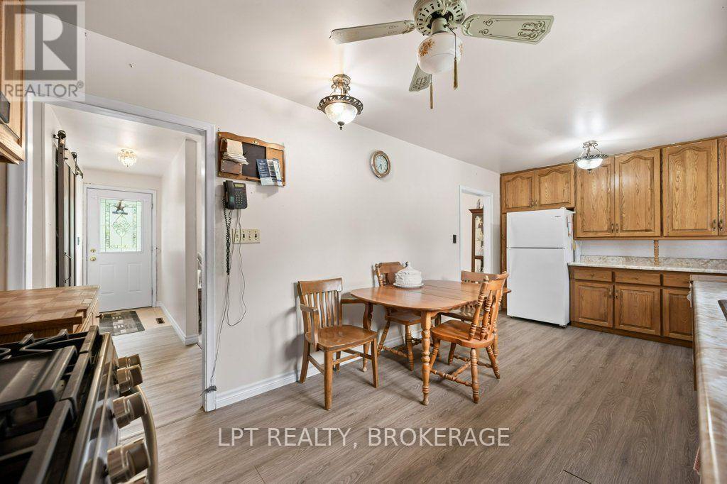 6175 LAKEVIEW DRIVE - Image 11