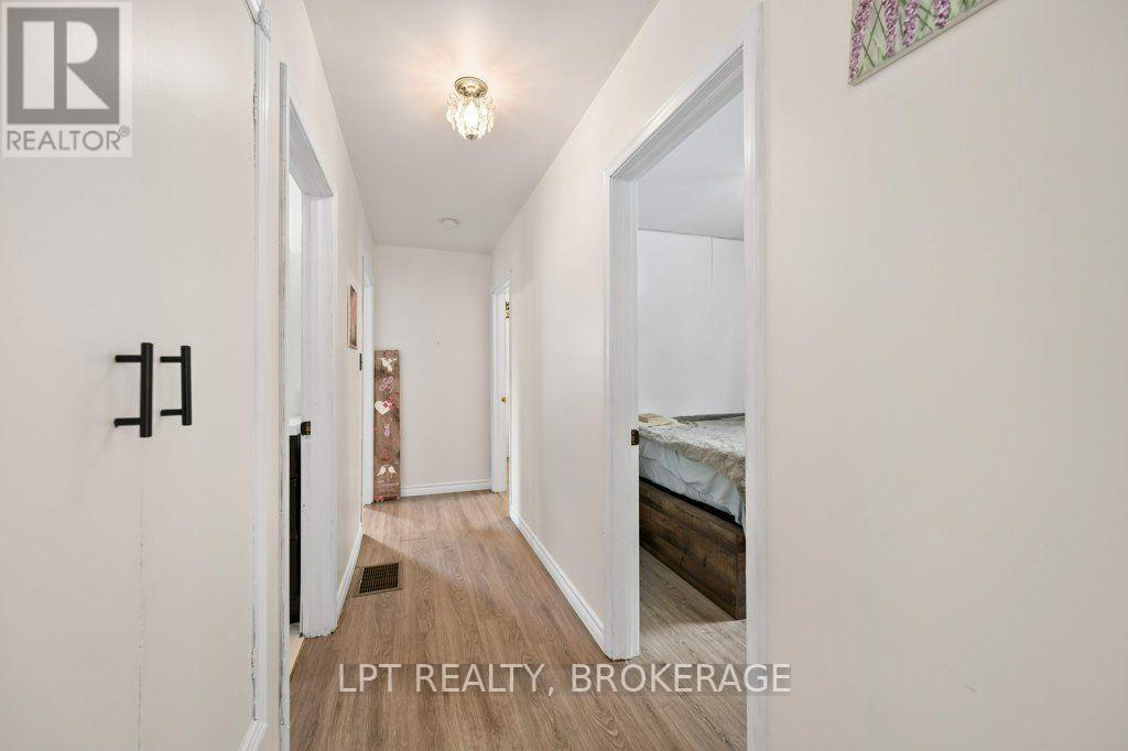 6175 LAKEVIEW DRIVE - Image 13