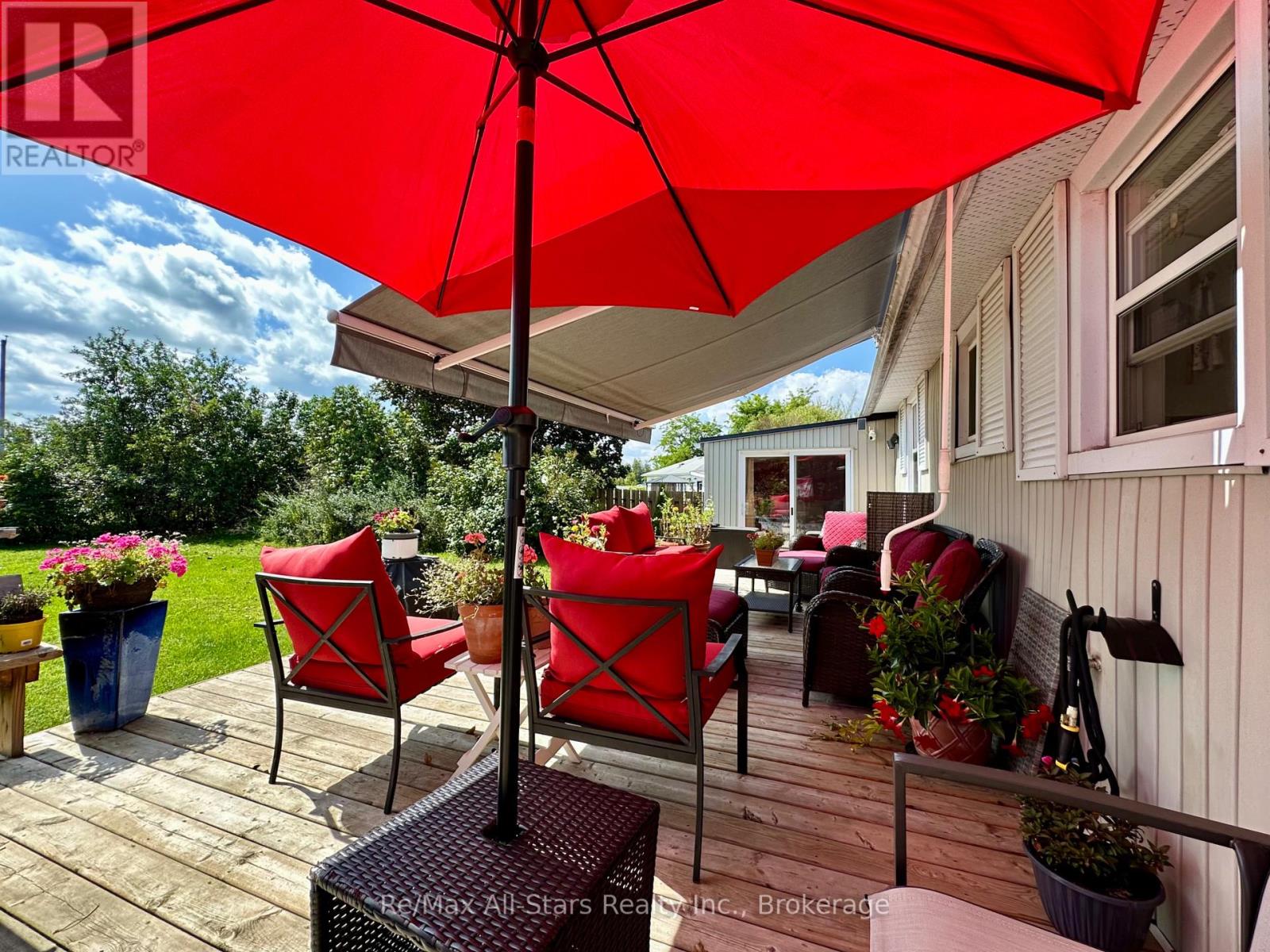 4 WARNICA DRIVE - Image 26