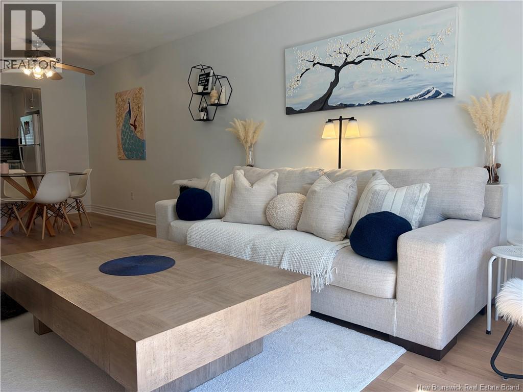 #4 331 McLaughlin Drive - 5