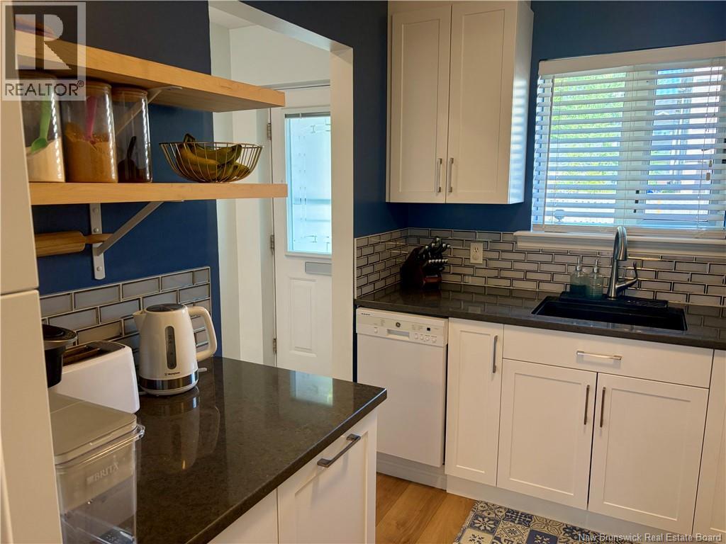 #4 331 McLaughlin Drive - Image 11