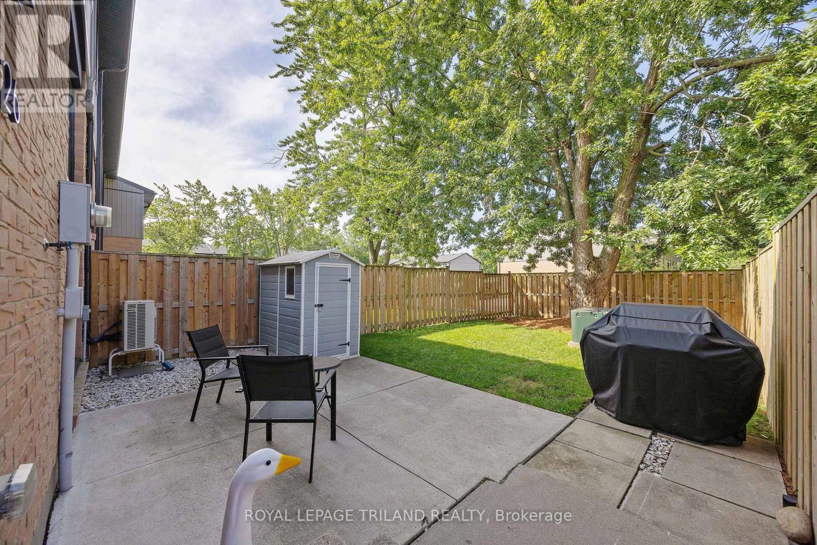 #26 105 ANDOVER DRIVE - 33