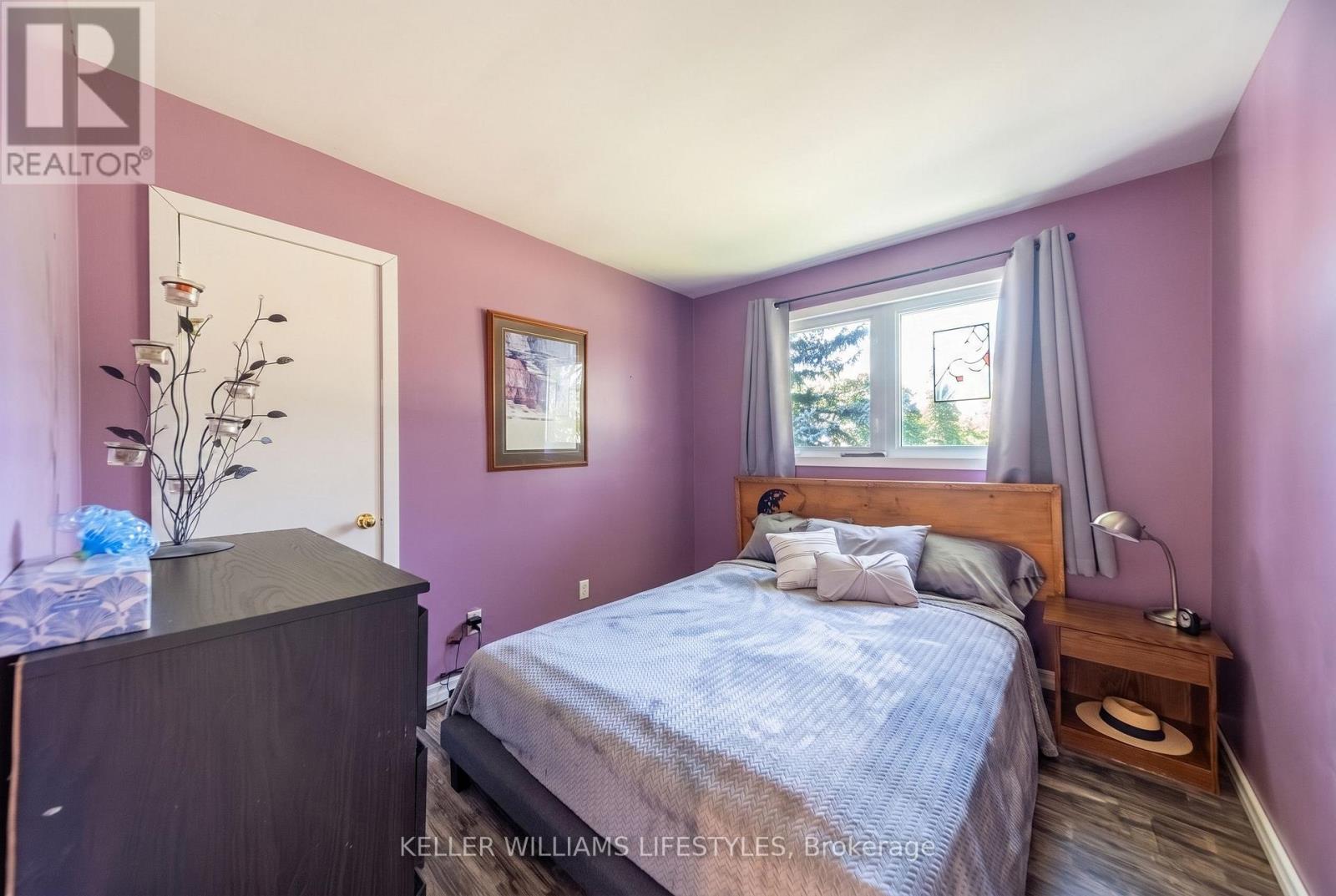 198 MAIN STREET N - 34