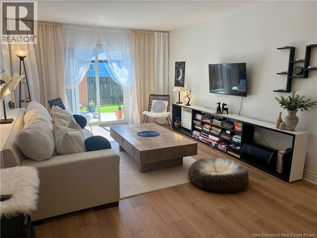 #4 331 McLaughlin Drive - Image 20