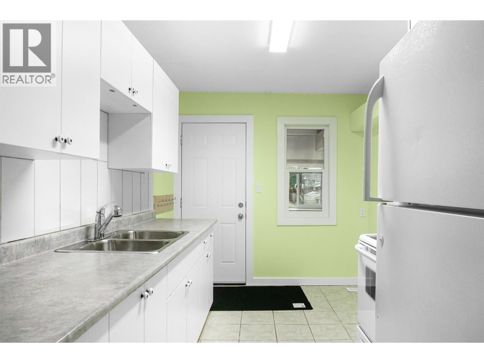 91 ORIOLE STREET - 4