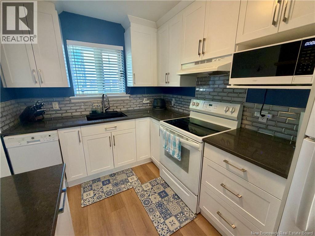 #4 331 McLaughlin Drive - 13