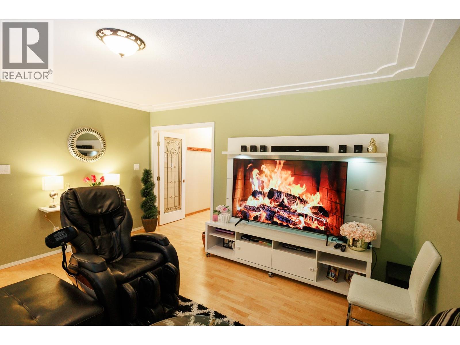 5418 MCCONNELL Crescent, Terrace