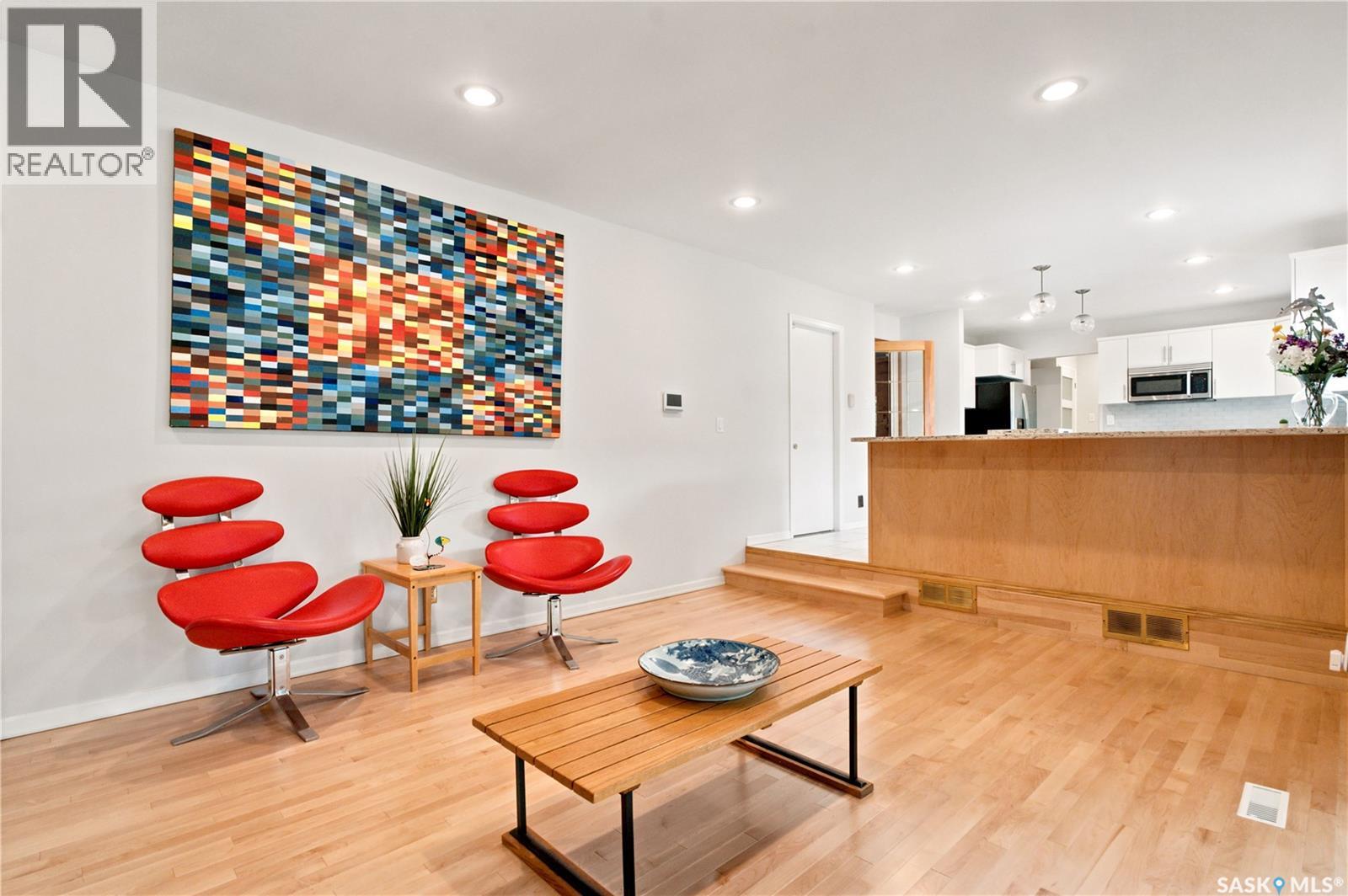 225 Clearwater COURT - Image 25