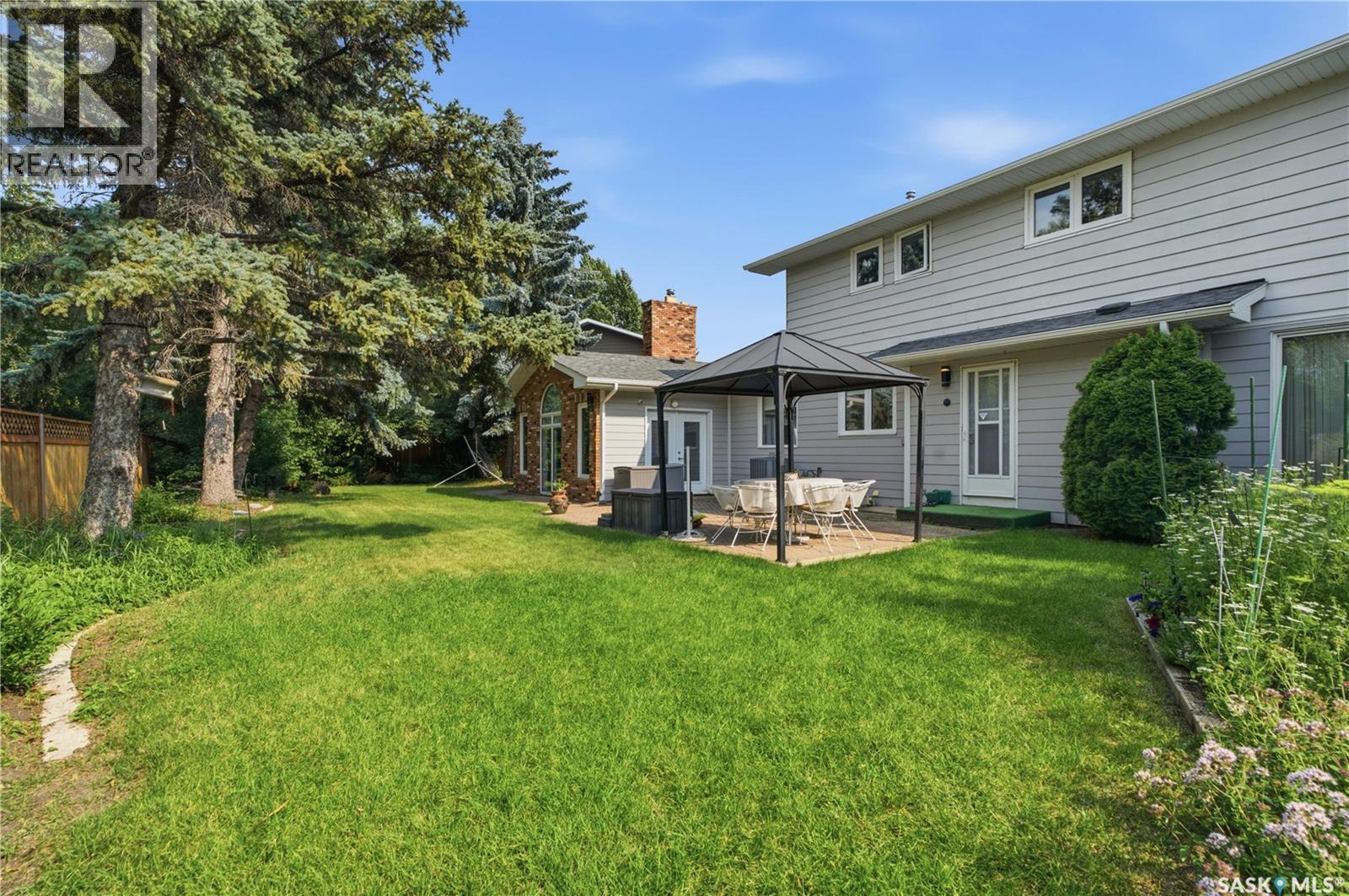 225 Clearwater COURT - Image 52