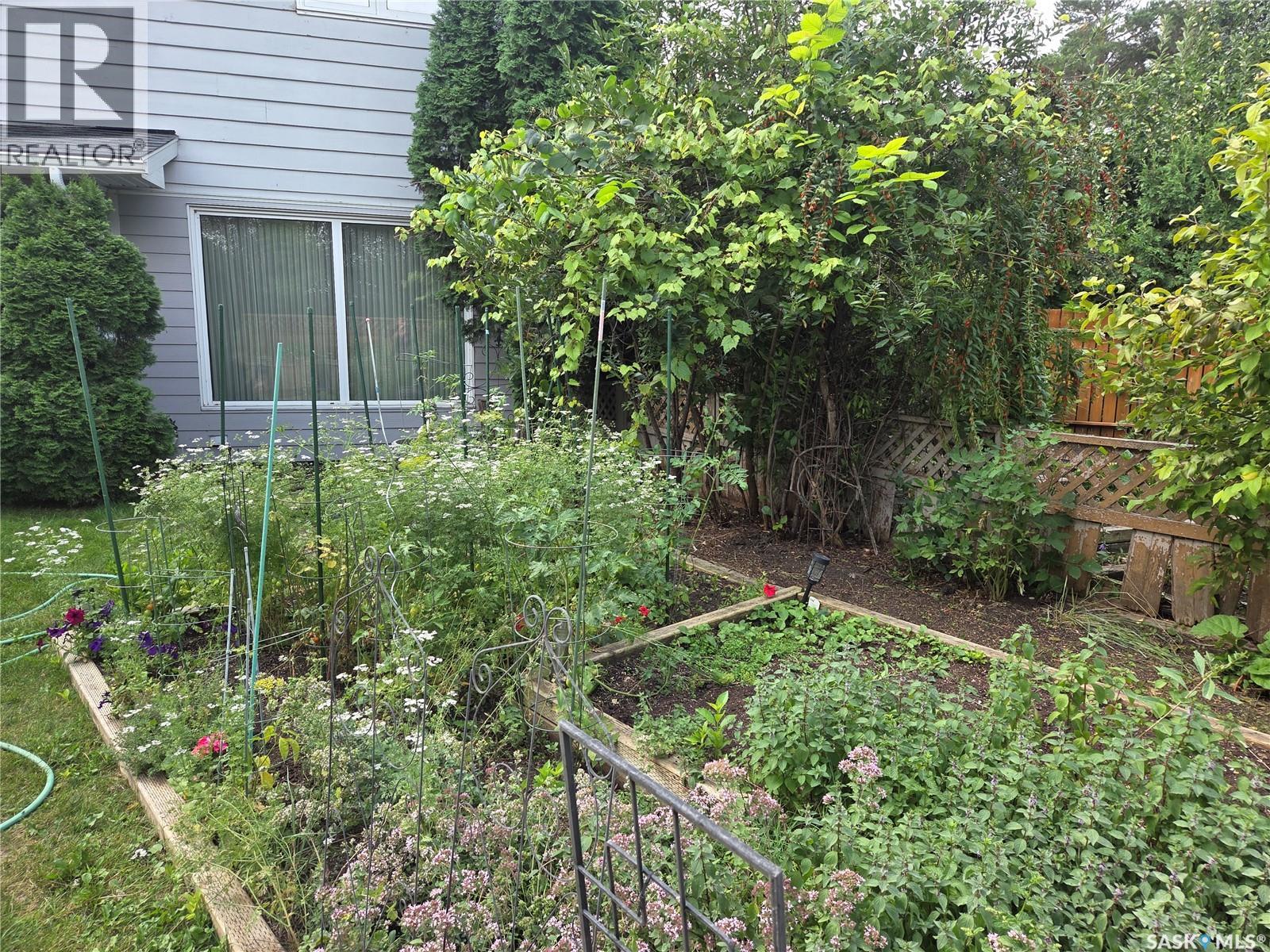 225 Clearwater COURT - 64