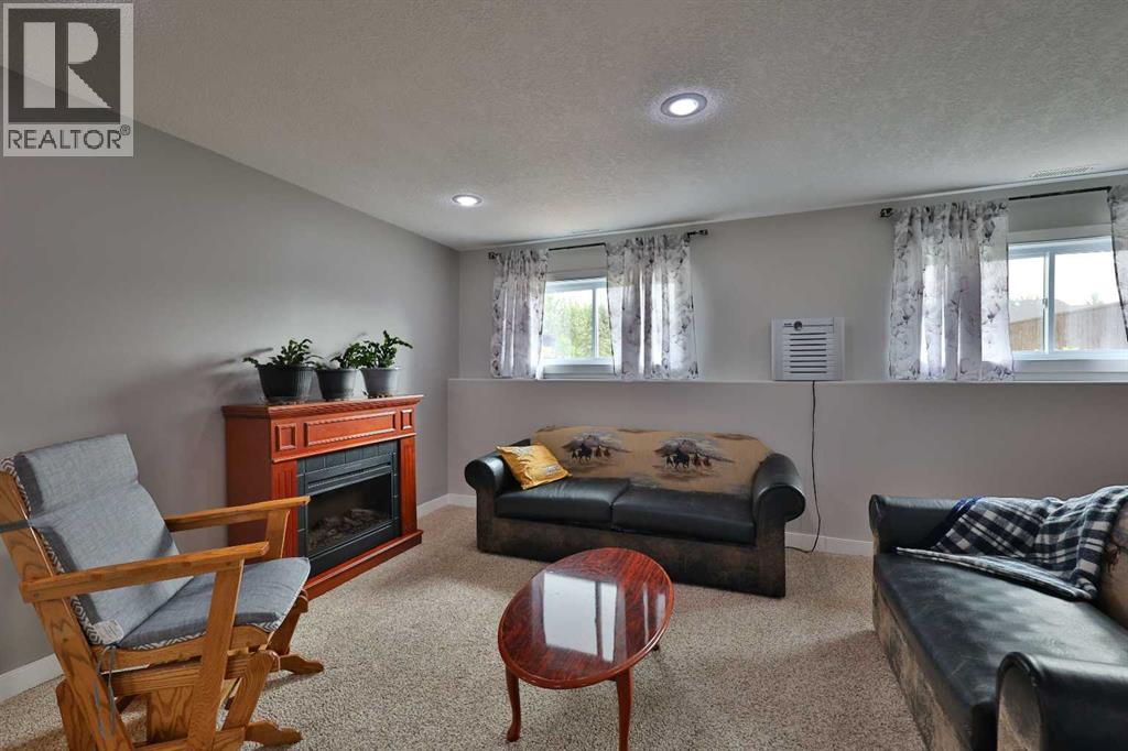 229 2A Street - Image 30