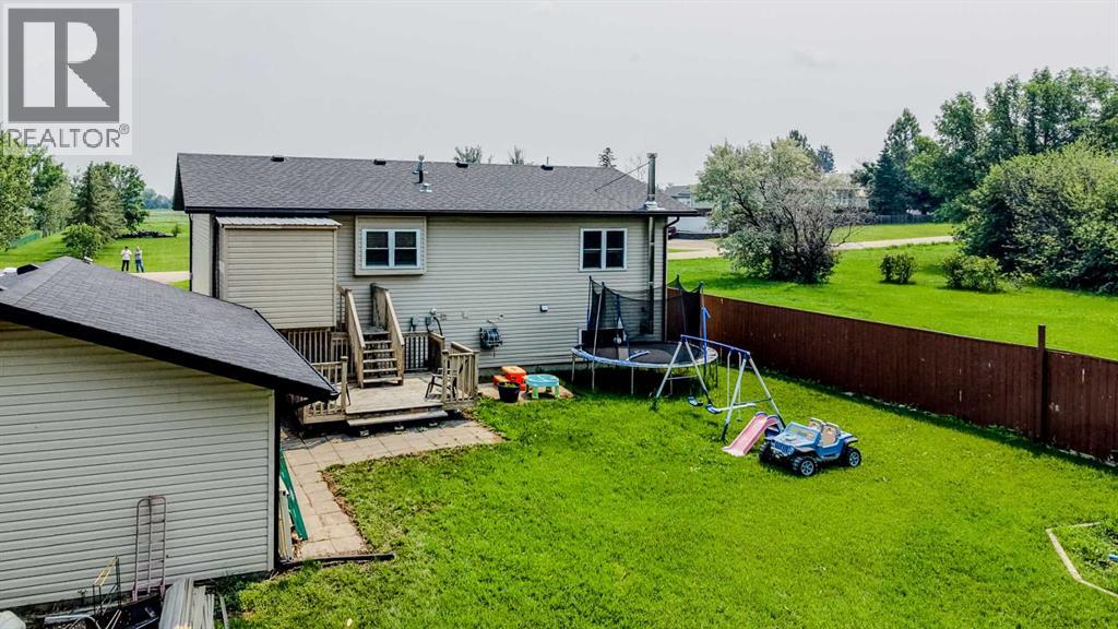 229 2A Street - Image 36