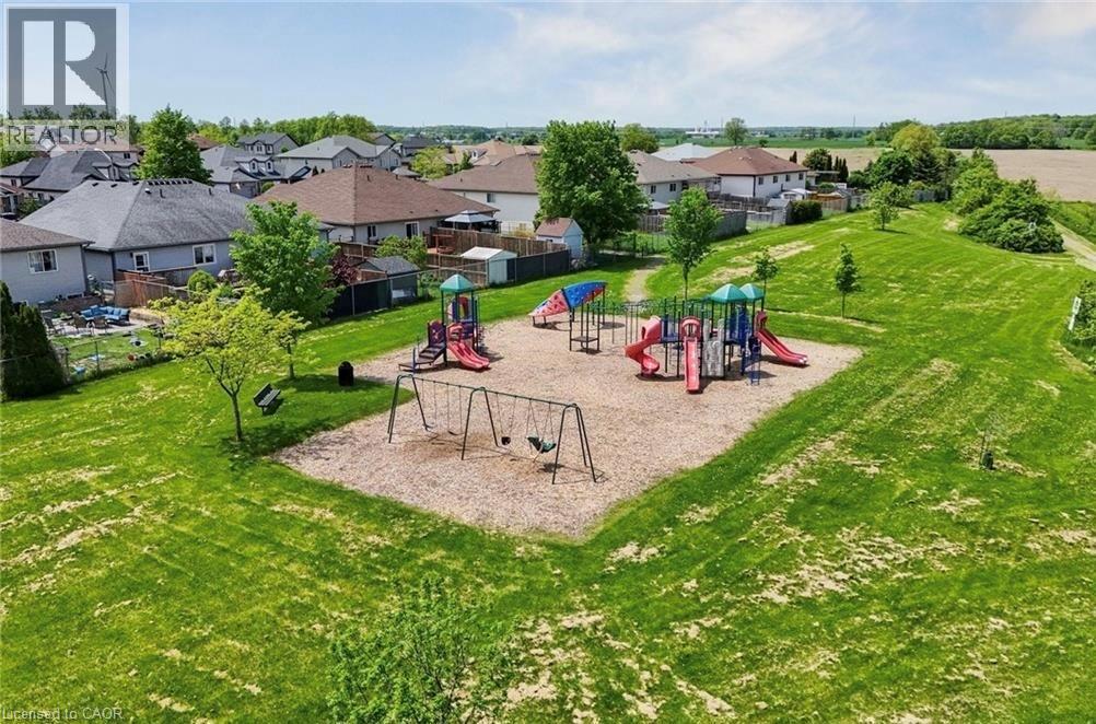 56 GOLDEN ACRES Drive - Image 36
