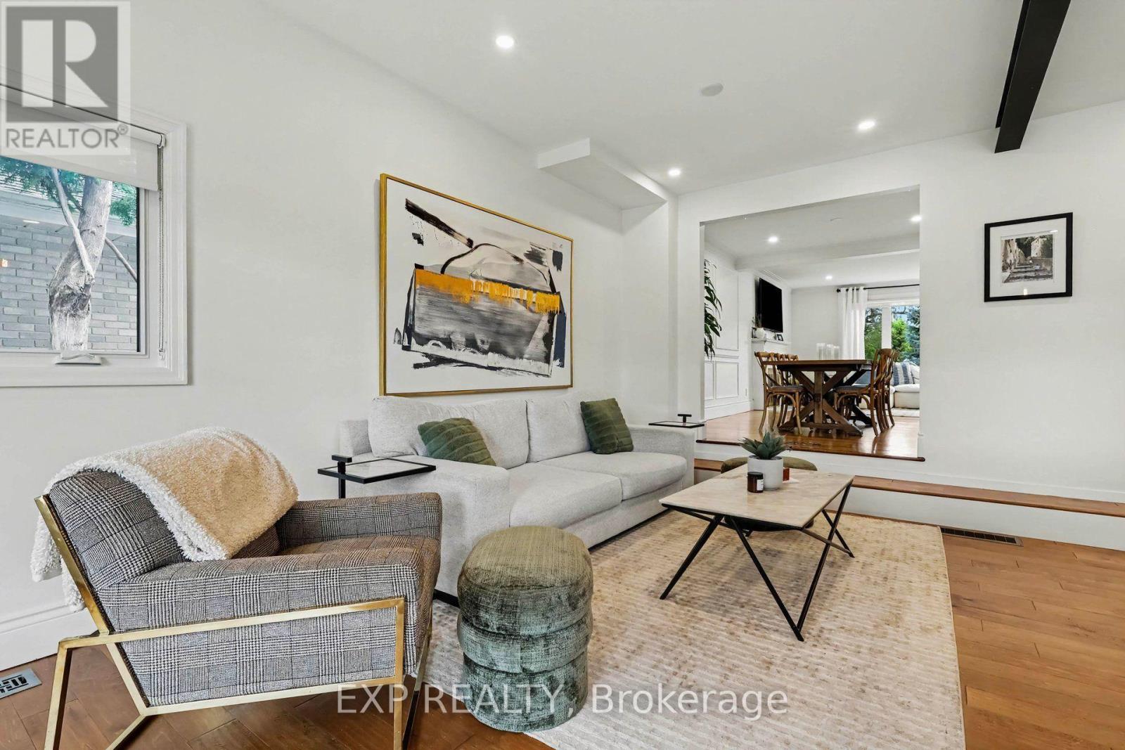 40 EPWORTH AVENUE - 13
