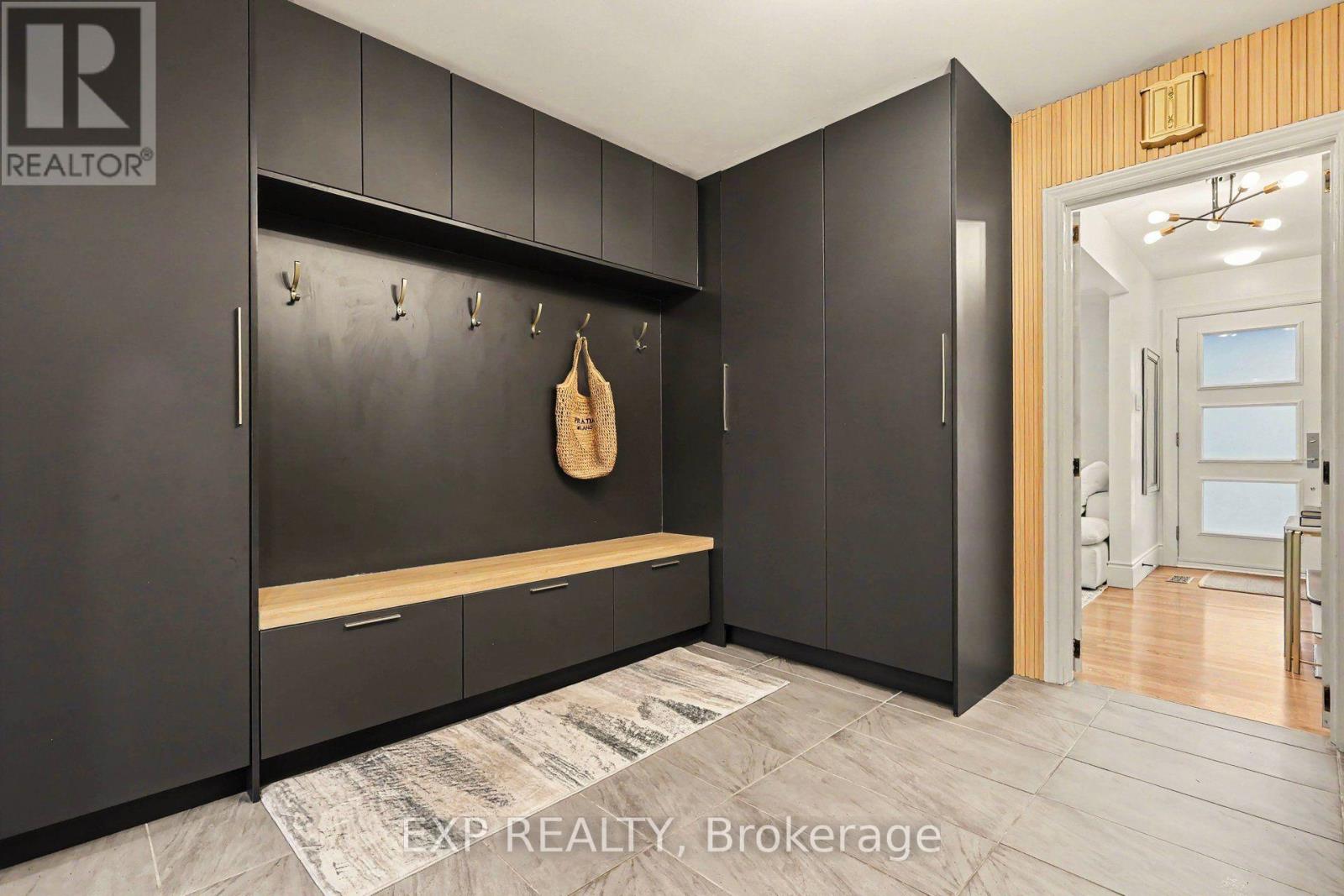 40 EPWORTH AVENUE - 16