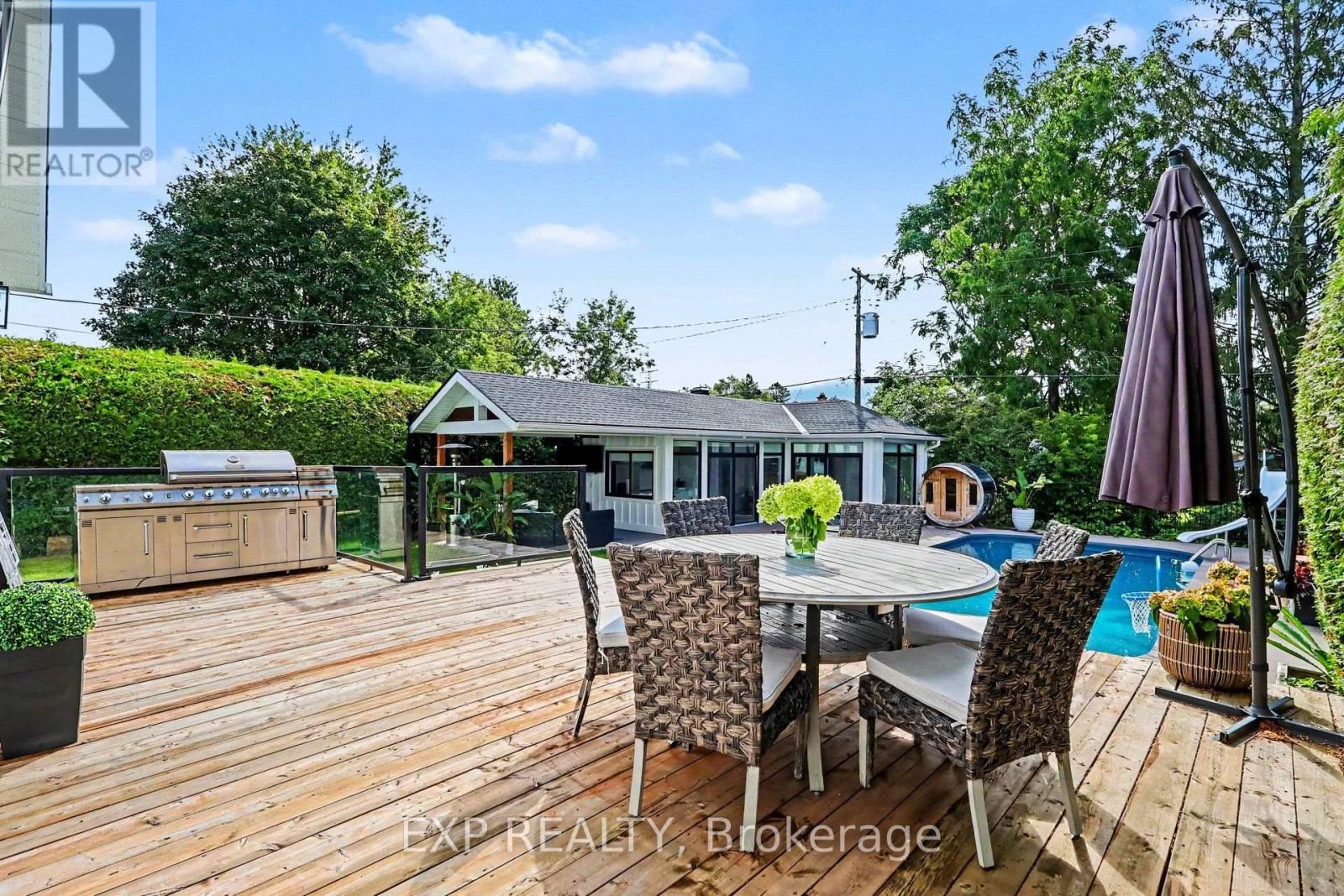 40 EPWORTH AVENUE - 39