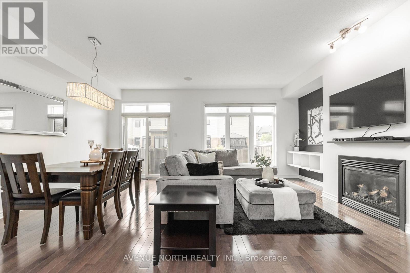 345 COOKS MILL CRESCENT - Image 12