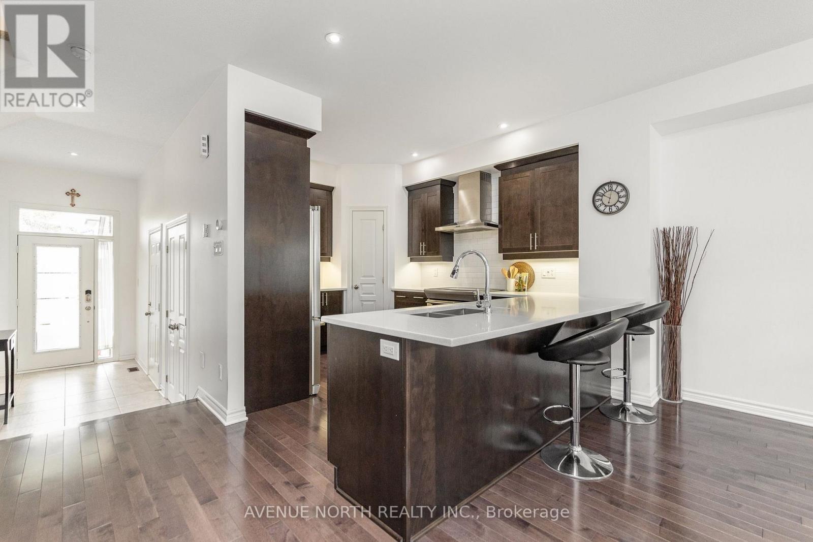 345 COOKS MILL CRESCENT - 13