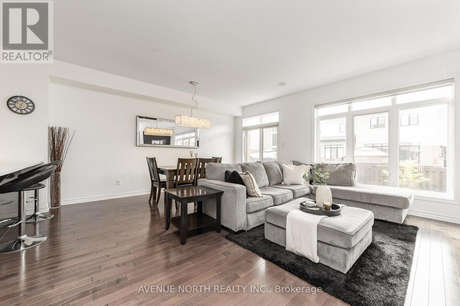 345 COOKS MILL CRESCENT - Image 20