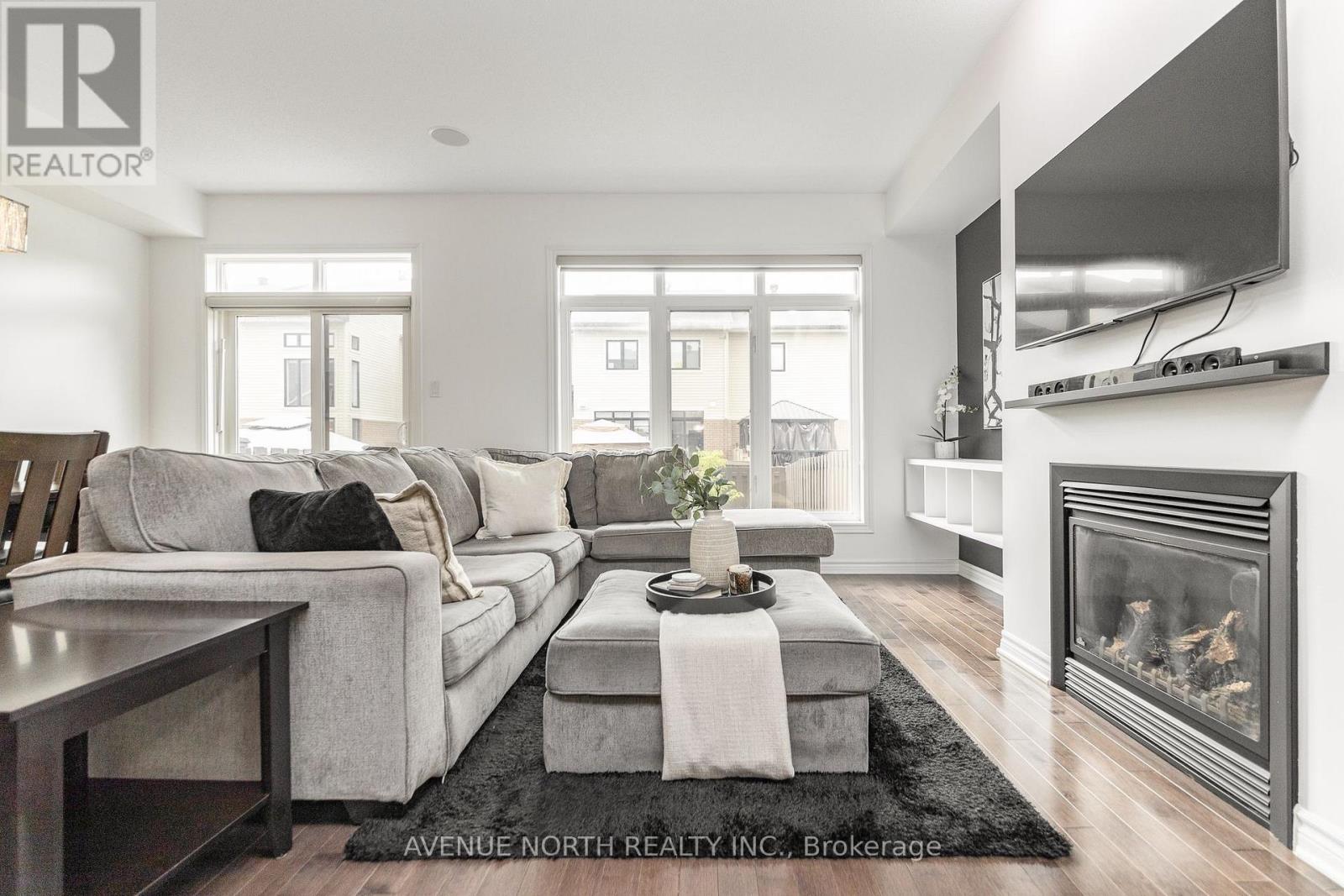 345 COOKS MILL CRESCENT - Image 22